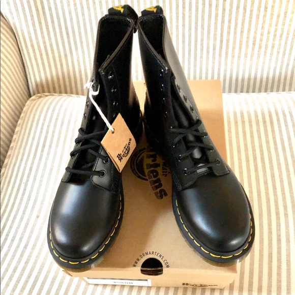 doc martens 1460 black smooth womens